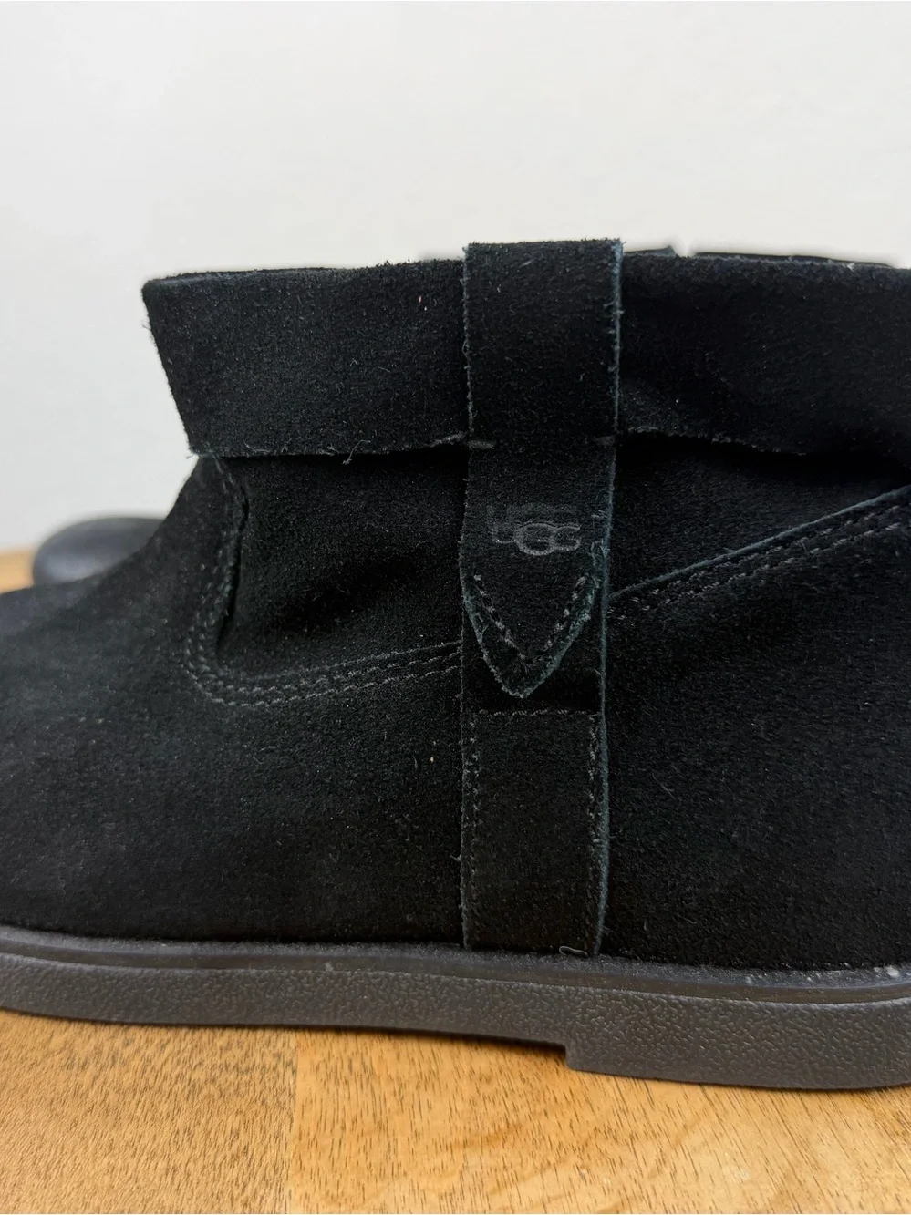 •UGG• Josefene Suede Ankle Bootie Side Zipper Black Cuff